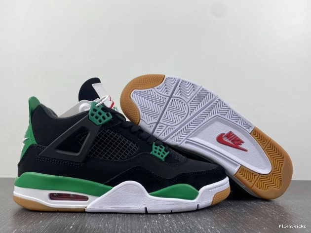 Retro 4 Jordan DR5415-030 SB 0813